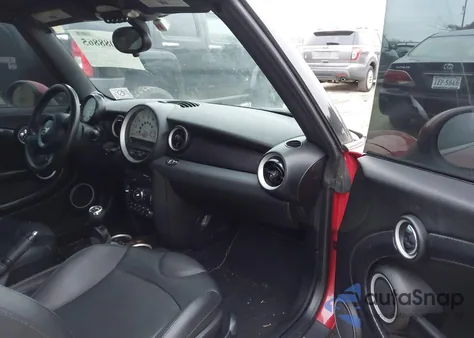 2012 Mini Cooper S z USA, uszkodzony, nr VIN WMWZP3C51CT297033